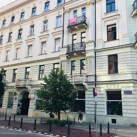 Warsaw City Center Rooms