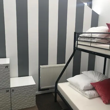 Hostel Warsaw City Center Rooms *
