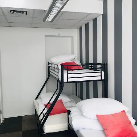 Hostel Warsaw City Center Rooms *
