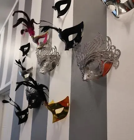Warsaw City Center Rooms Hostel *
