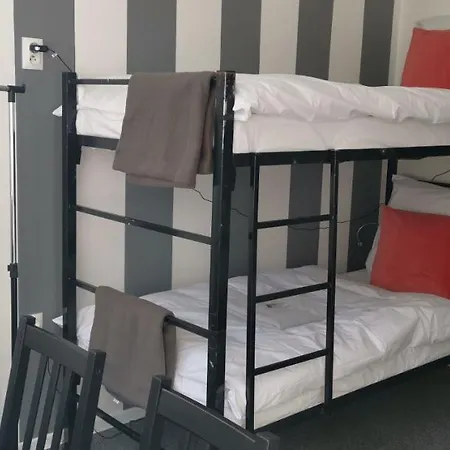 Hostel Warsaw City Center Rooms Varşova